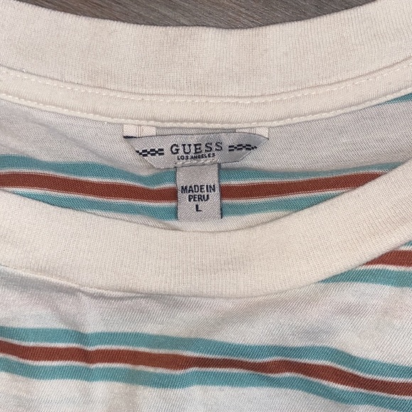 Guess Cropped Tshirt - Picture 3 of 3